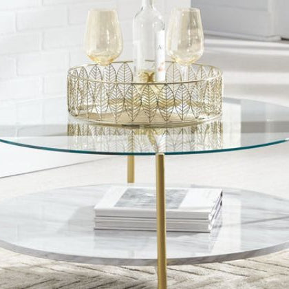 Tips for Decorating Your Cocktail Table Like a Pro