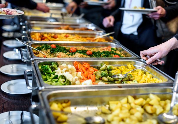 Server vs. Buffet: What’s the Difference?