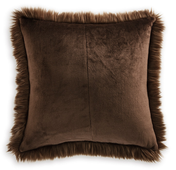 Bellethrone Pillow (Set of 4)