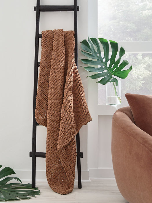 Chaddon Throw (Set of 3)