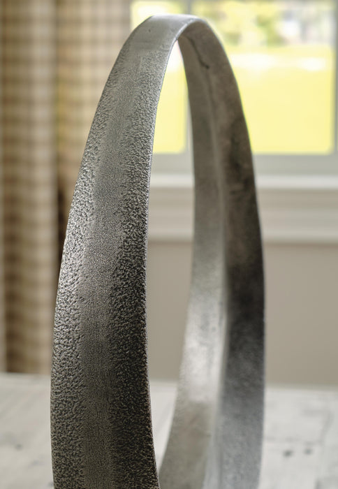 Ryandale Sculpture