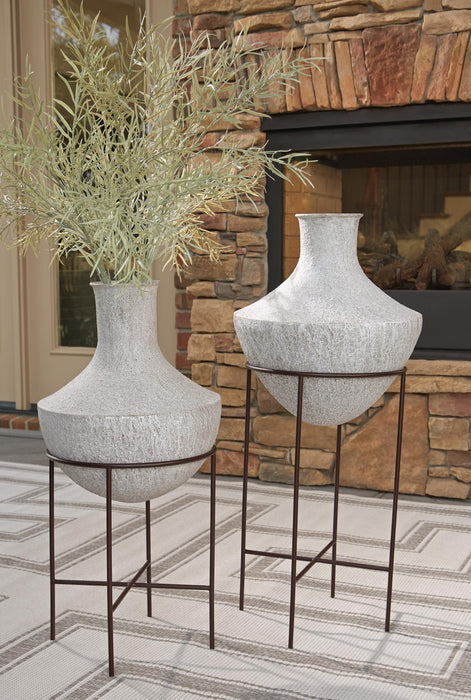 Estonbank Vase Set
