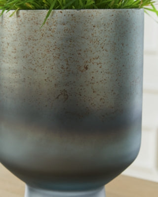 Pennmore Vase