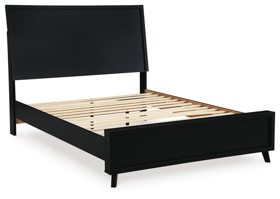 Danziar Queen Panel Platform Bed and 2 Nightstands