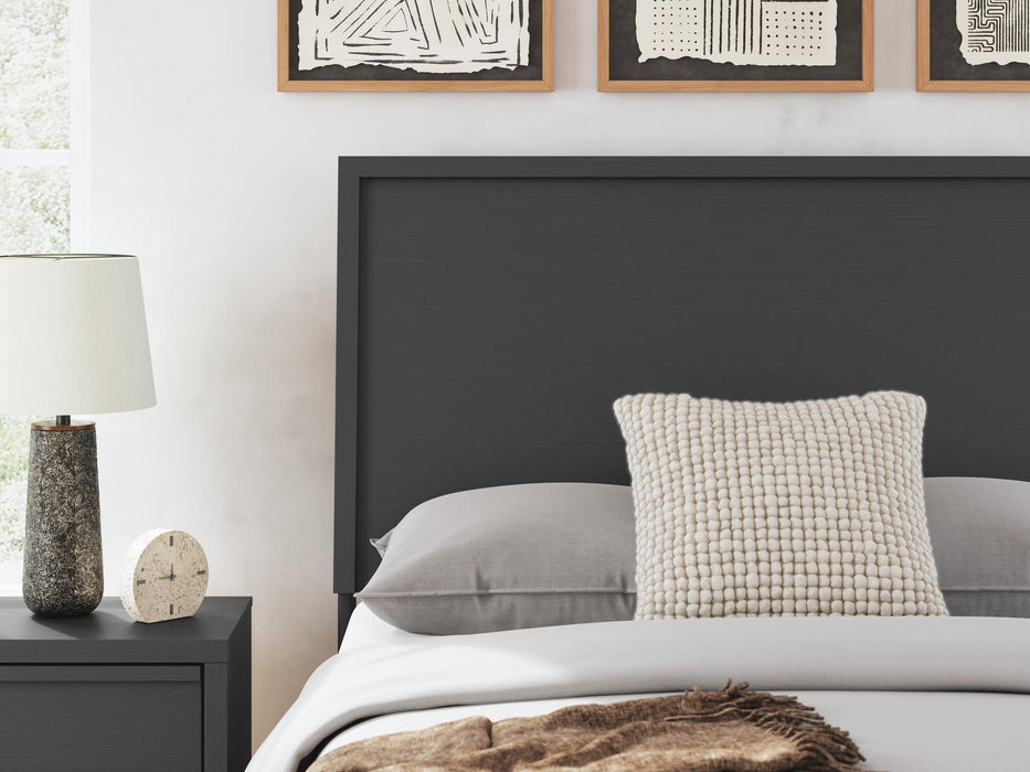 Danziar Full Panel Bed