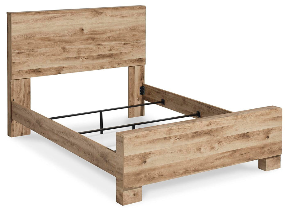 Hyanna Queen Panel Bed and Nightstand