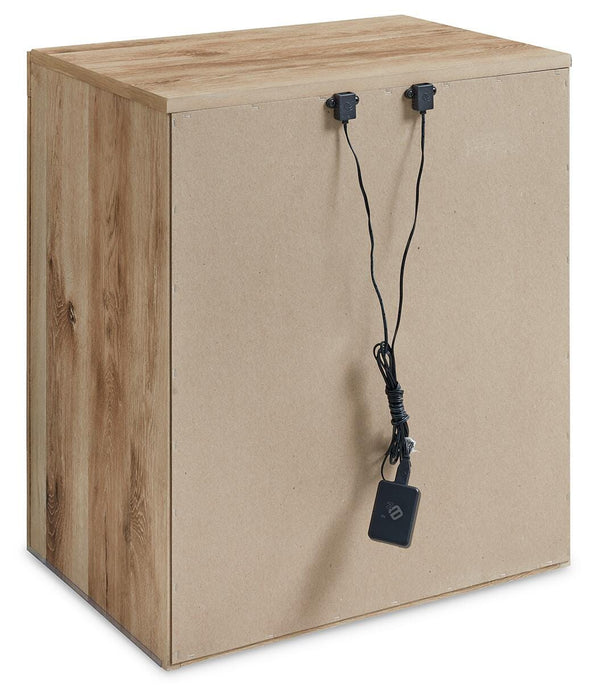 Hyanna Queen Panel Bed and Nightstand