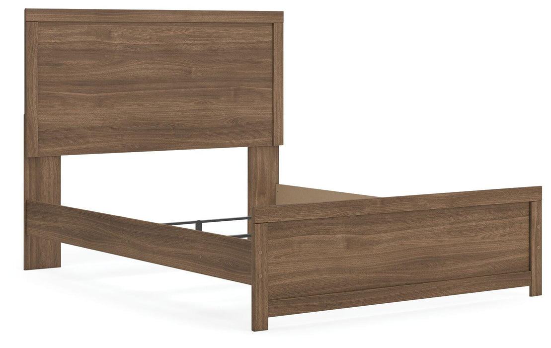 Broachmyn Queen Panel Bed