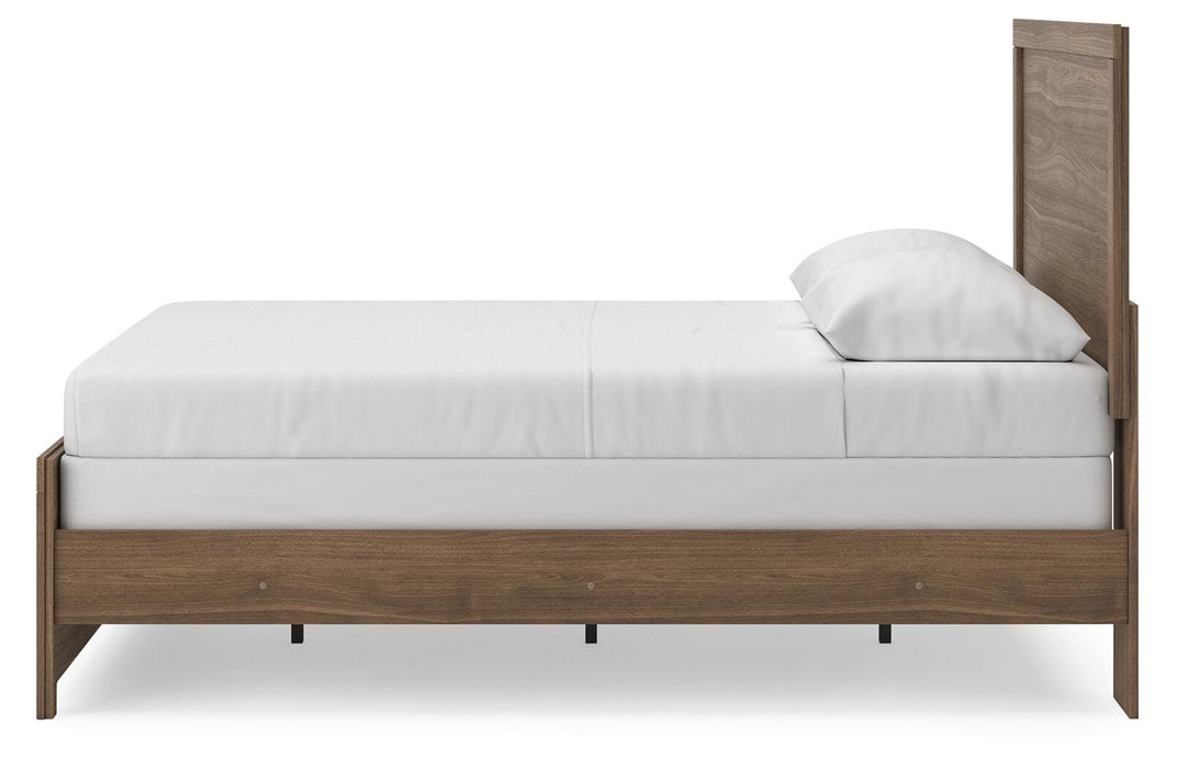 Broachmyn Queen Panel Bed