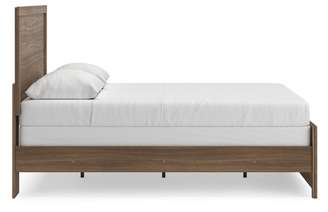 Broachmyn Queen Panel Bed