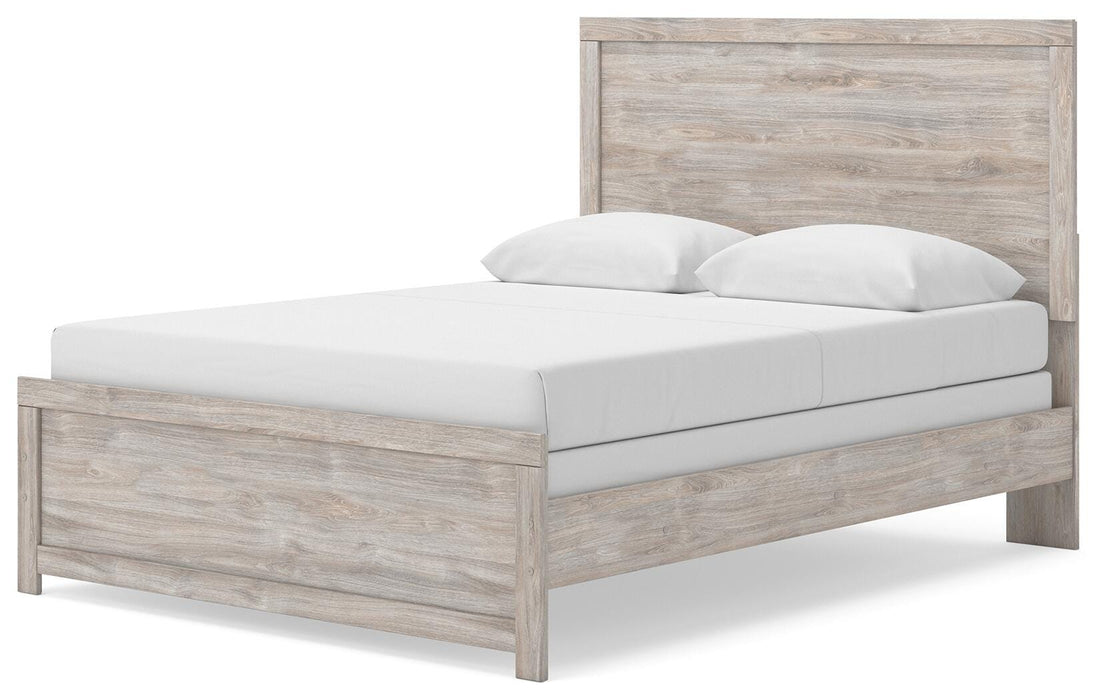 Broachmyn Queen Panel Bed