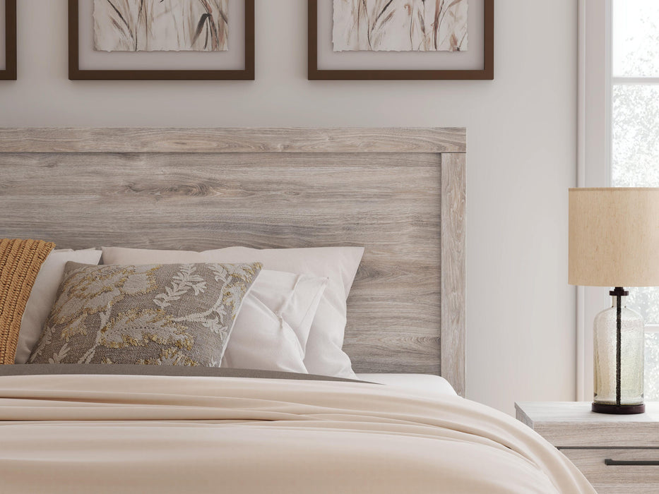 Broachmyn Queen Panel Bed