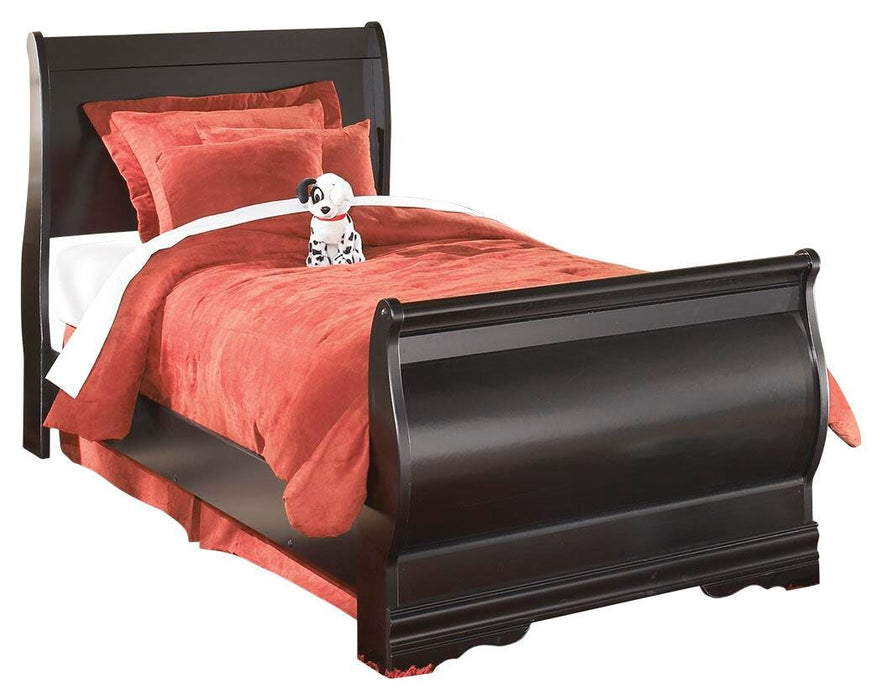 Huey Vineyard Twin Sleigh Bed and Nightstand