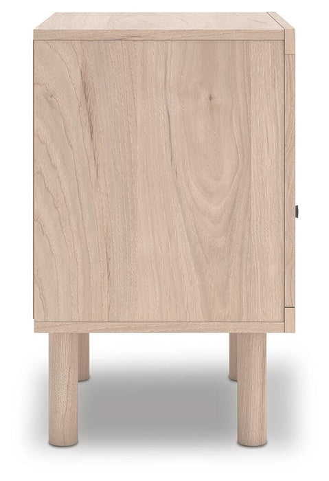 Shapella Nightstand