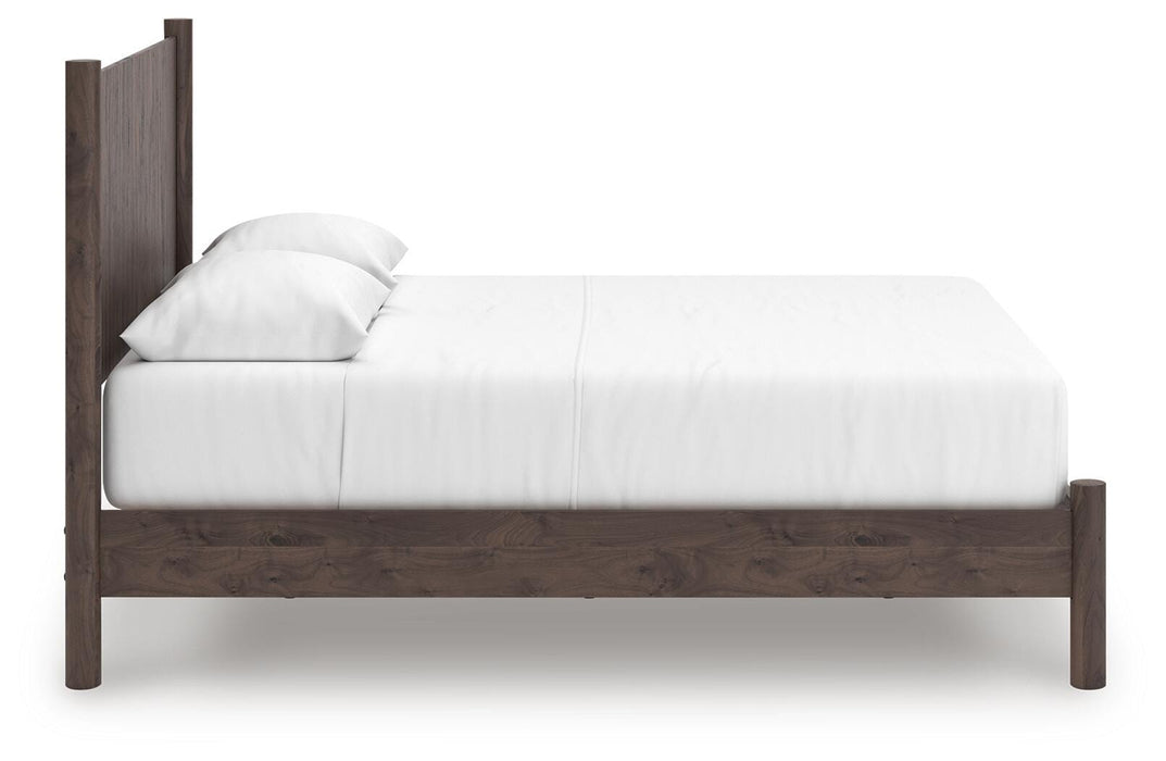 Pamytta Queen Panel Platform Bed