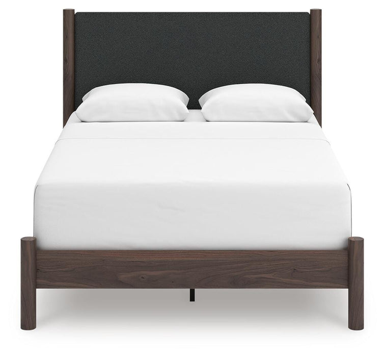 Pamytta Queen Upholstered Panel Bed