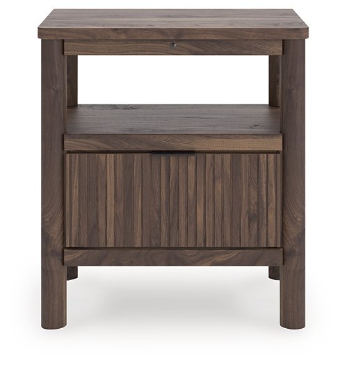 Pamytta Nightstand