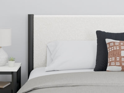 Cadmori Bedroom Set