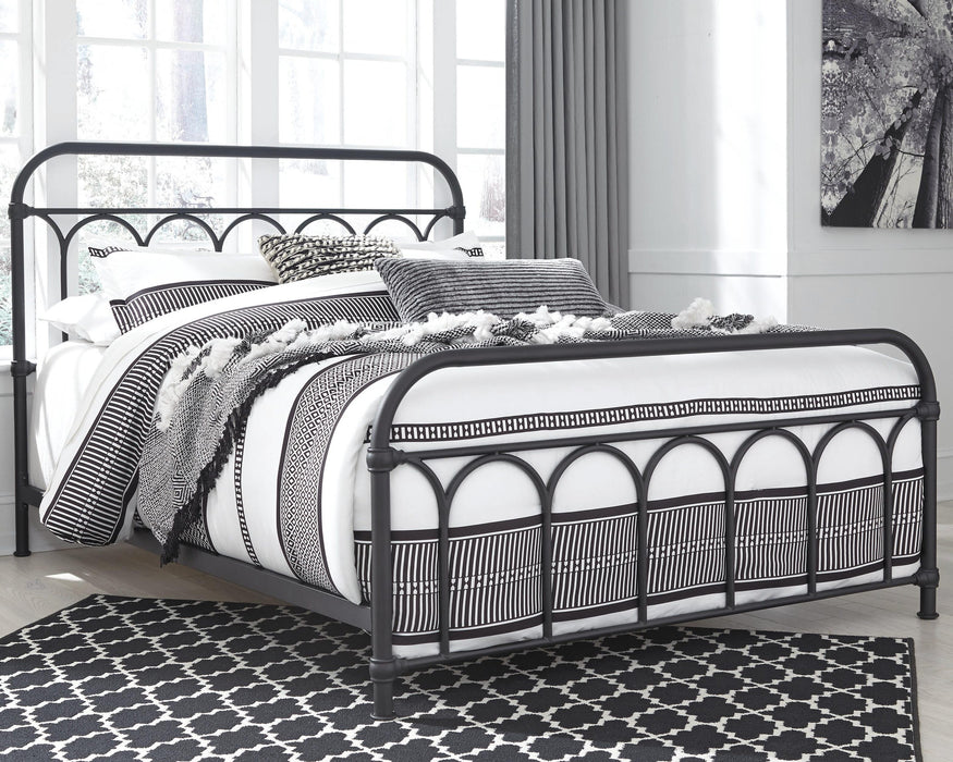 Nashburg Queen Metal Bed