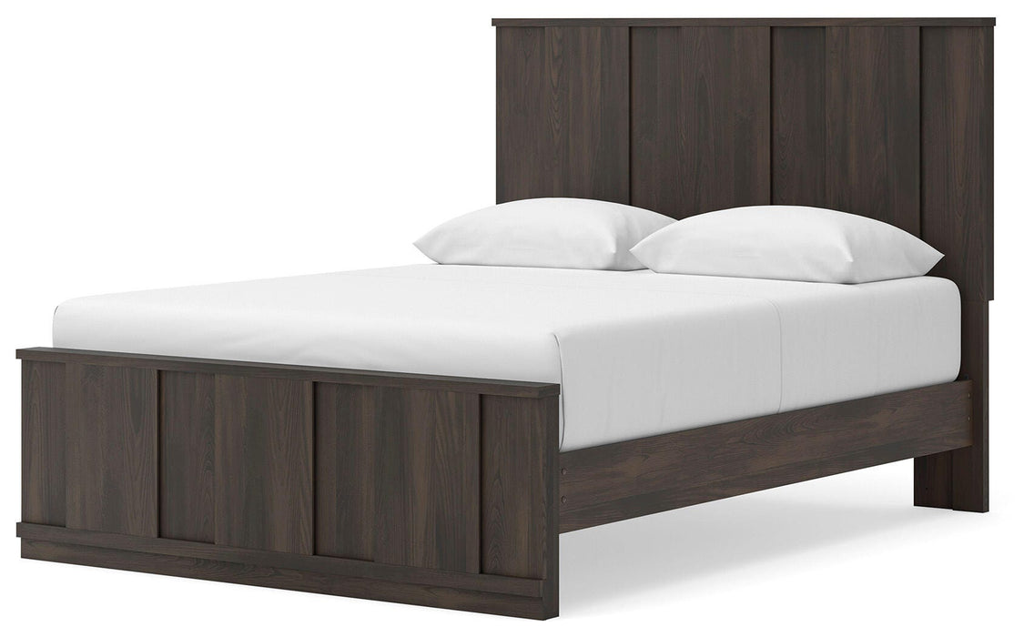 Shaehartin Queen Panel Platform Bed