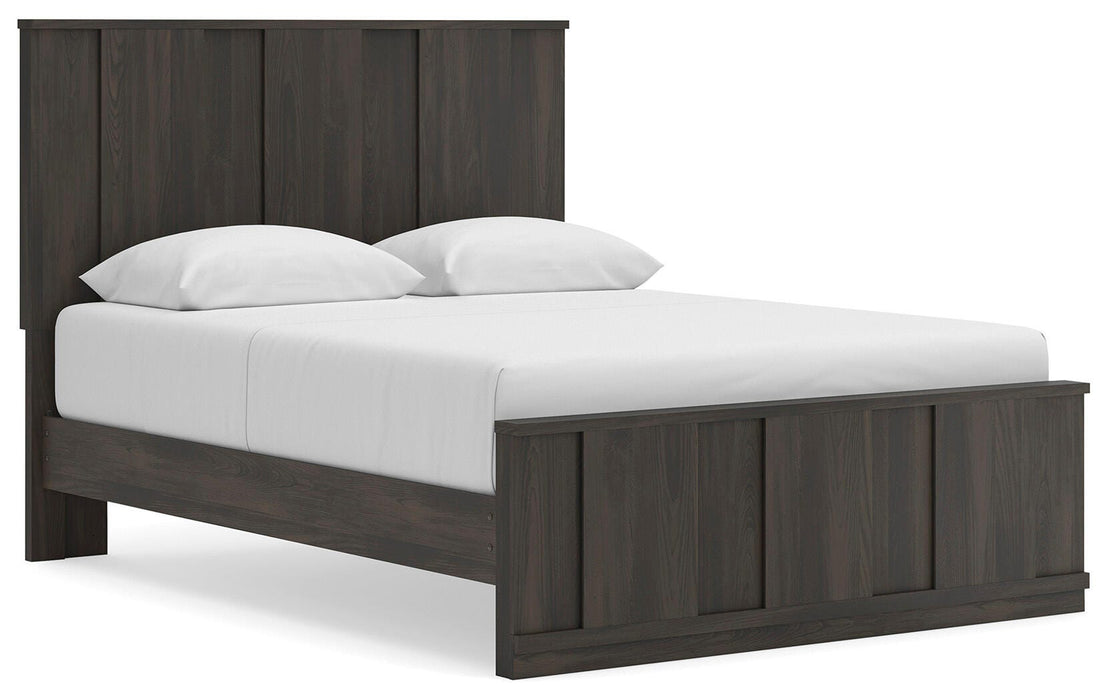 Shaehartin Queen Panel Platform Bed