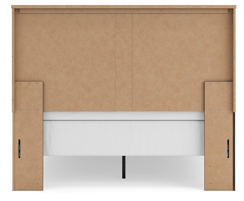 Shaehartin Queen Panel Bed