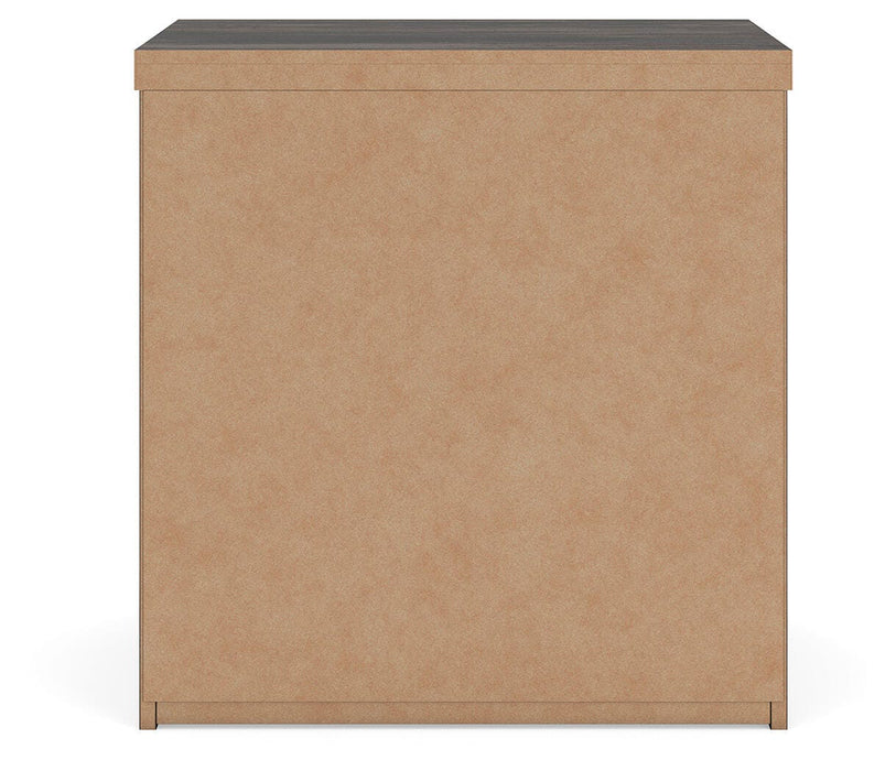 Shaehartin Nightstand