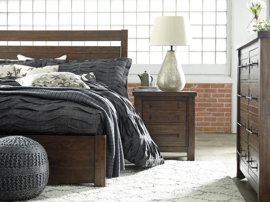 Starmore King Panel Bed