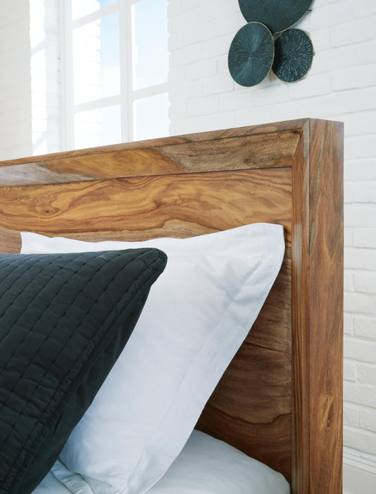 Dressonni Queen Panel Bed