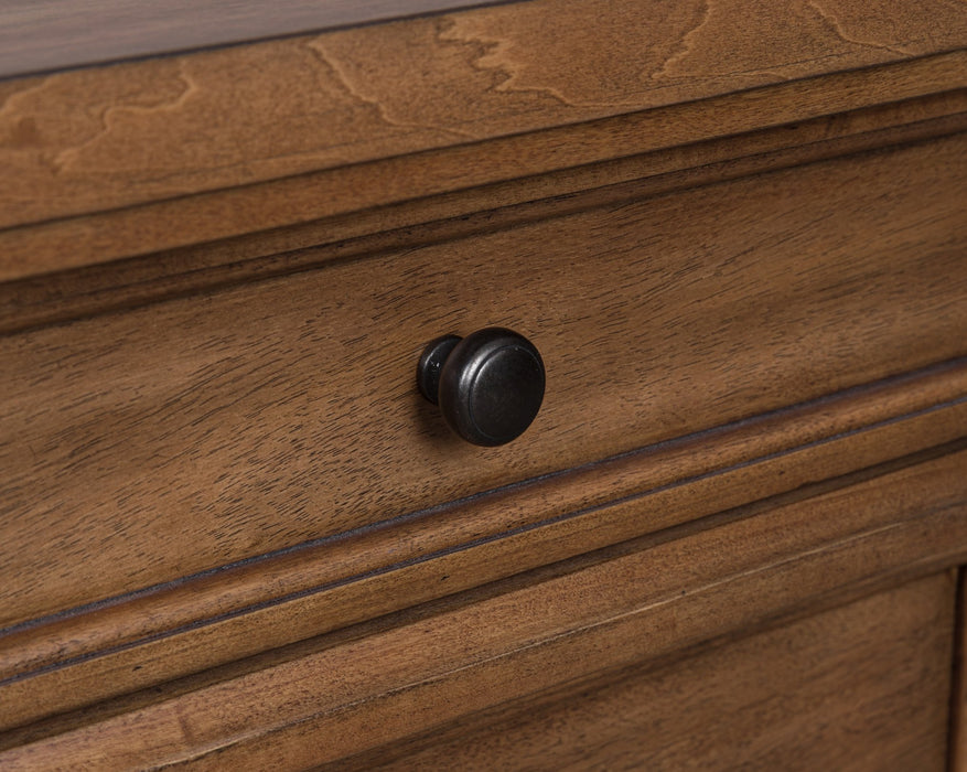 Rowlenstown Nightstand