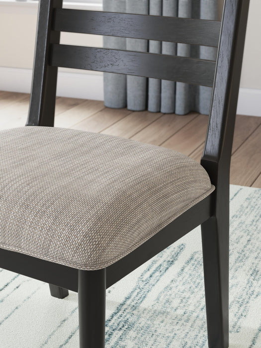 Greddinton Dining Chair (Set of 2)
