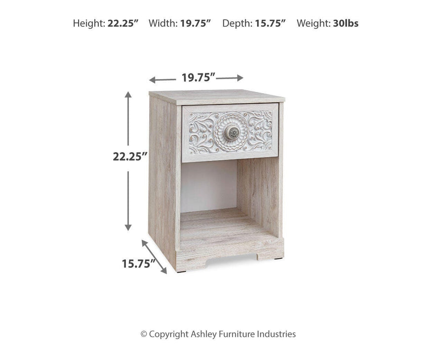 Paxberry Nightstand