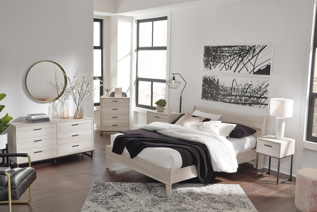 Socalle Queen Panel Platform Bed
