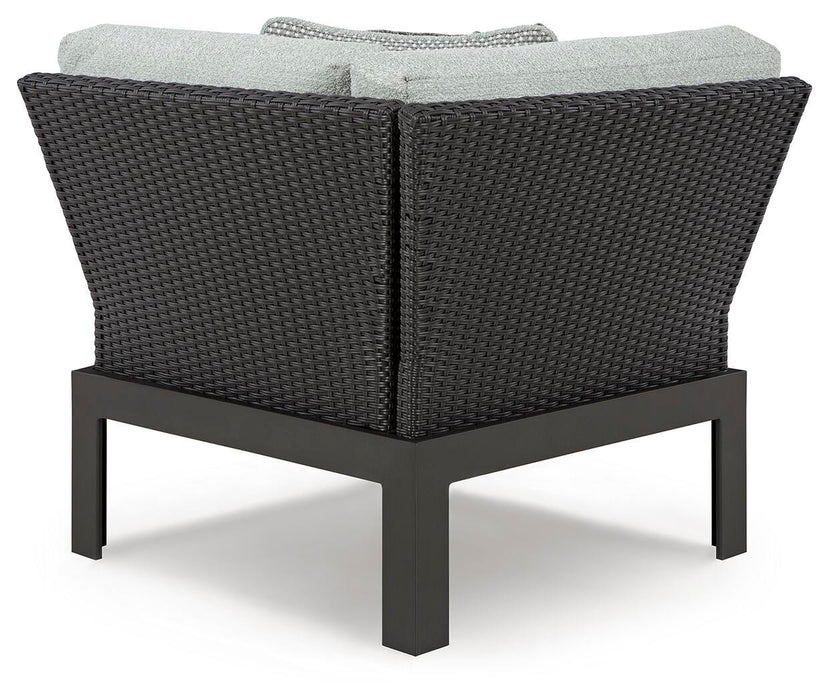 Beachloft Outdoor Corner Chair with Cushion