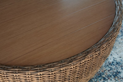 Double Point Outdoor Coffee Table