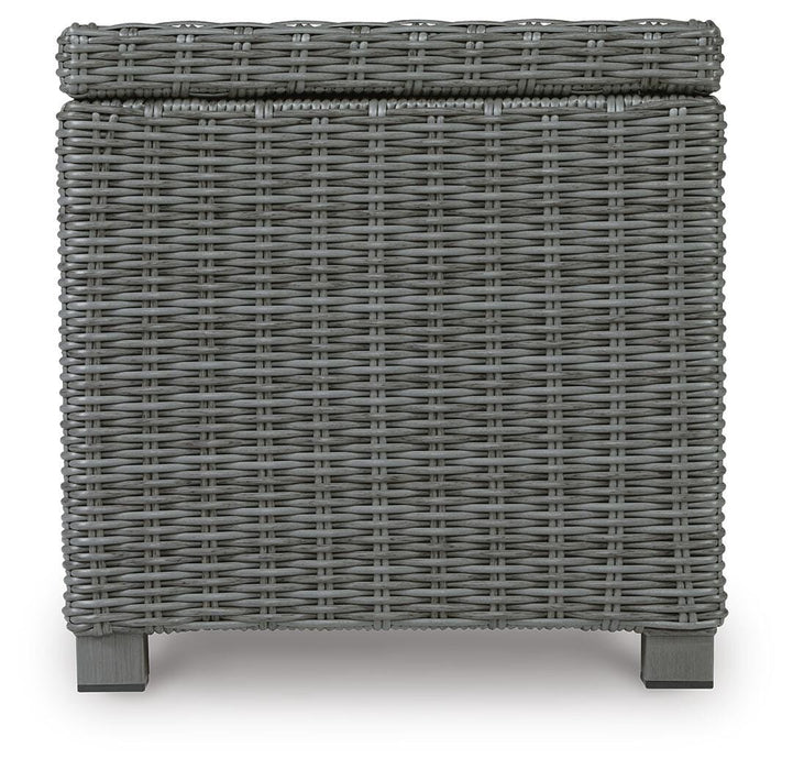 Elite Park Outdoor Coffee Table and End Table
