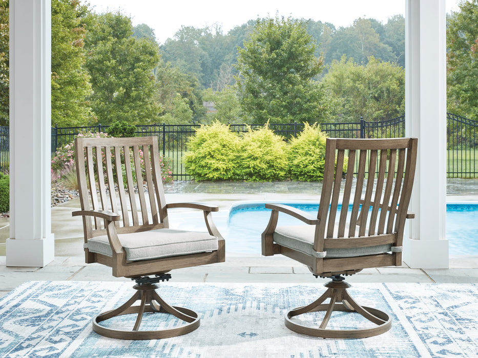 Rainier Ranch Outdoor Swivel Chair with Cushion
