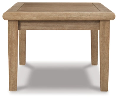 Gerianne Outdoor Occasional Table Package