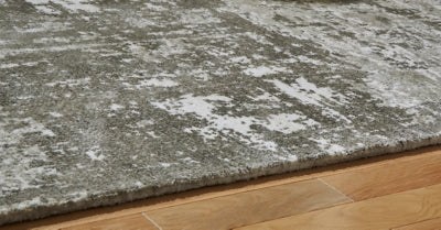 Valmontic 8' x 10' Rug