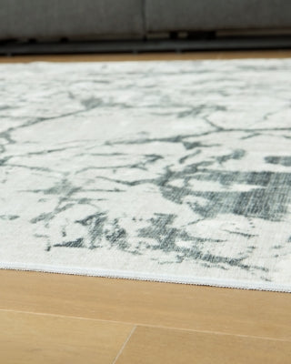 Tobinbury Washable 5' x 7' Area Rug