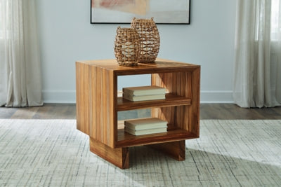 Dressonni Occasional Table Package