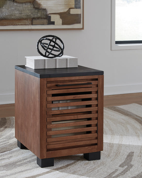 Kallari Chairside End Table