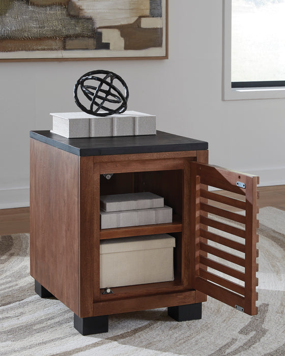 Kallari Chairside End Table