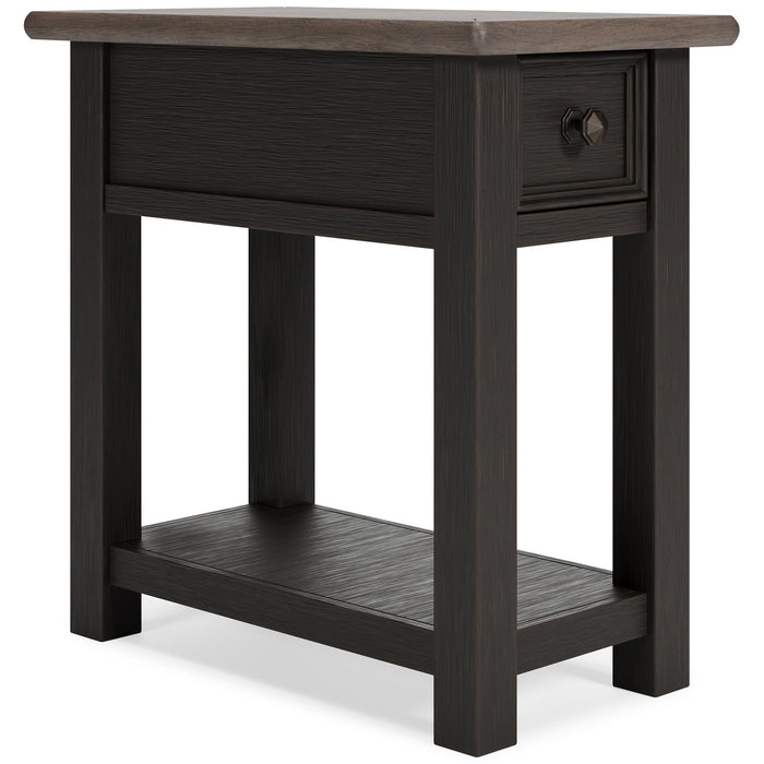 Tyler Creek 3-Piece Occasional Table Package